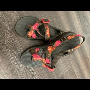Floral CHACOS
